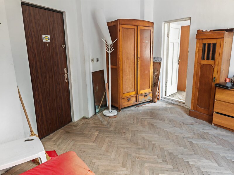 Dacia, Piata Galati,