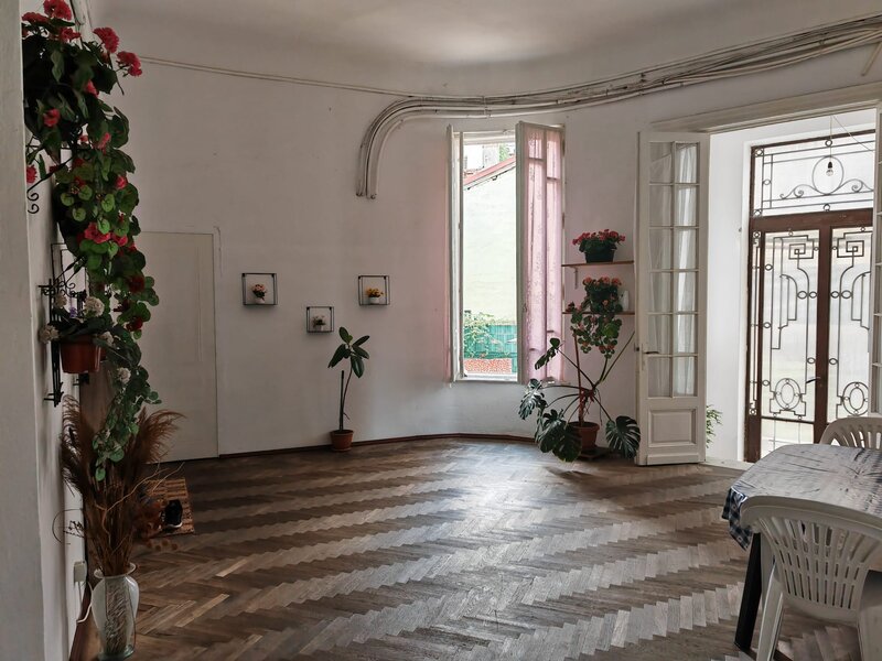 Dacia, Piata Galati,